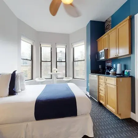 Centrally Located Studio In The Southend, #25